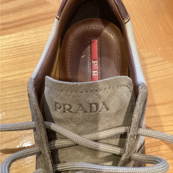 Prada tan sneakers - Picture 6 of 8